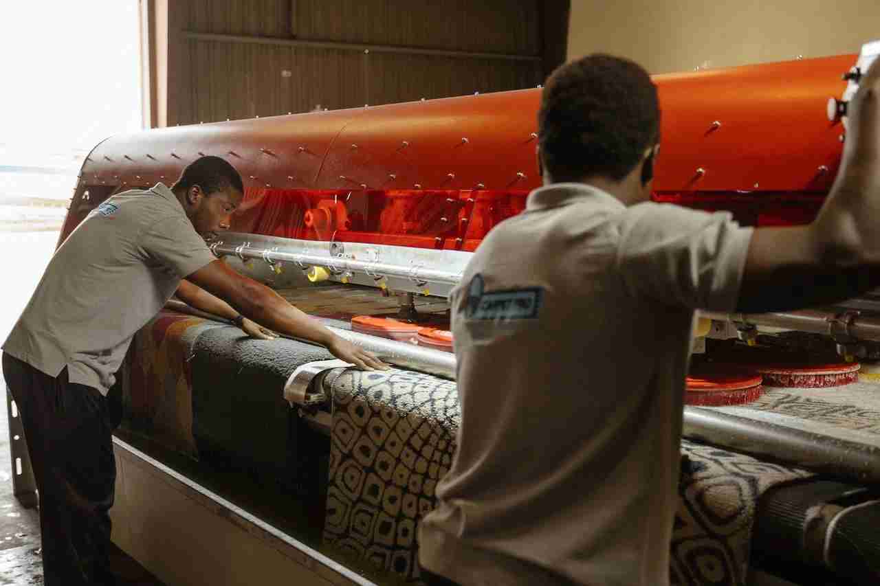 carpet cleaning dubai