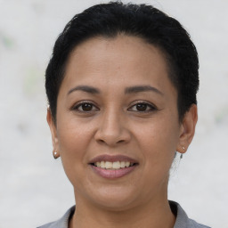 Radwa el-Nasrallah review